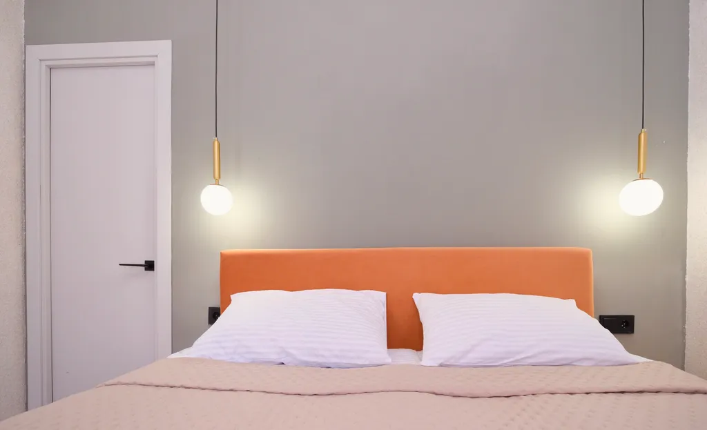 Двухэтажный дом с кухней