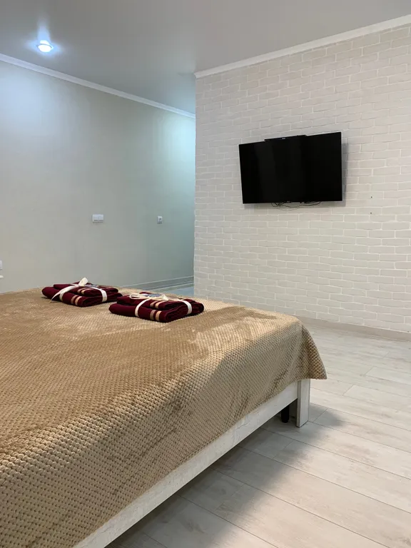 Квартира Квартира Уютная студия в самом центре — Элиста