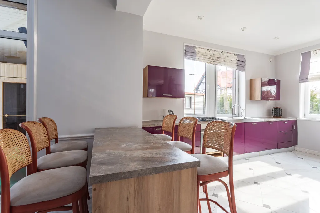 Дом с сауной и теплым бассейном