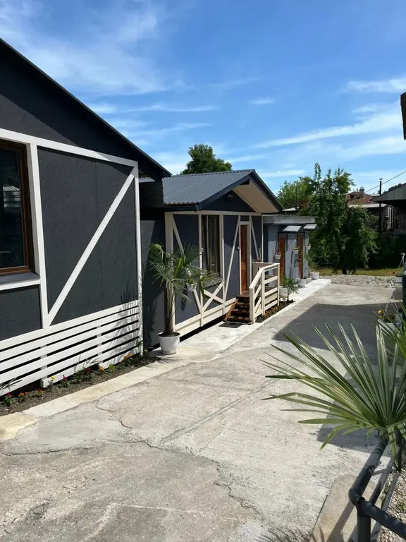 Коттедж 2-комнатный Дом — аренда посуточно в Гудаута