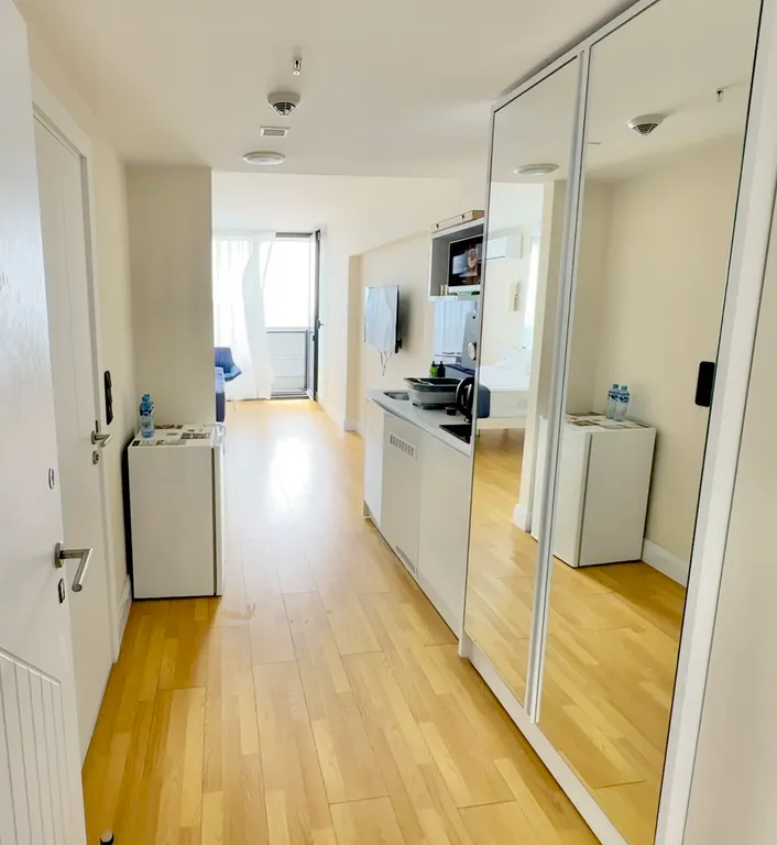 Личный пентхаус с видом на закат в Орби Сити