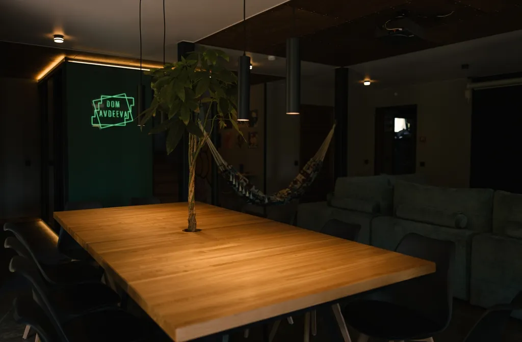 Дом из металлических морских контейнеров