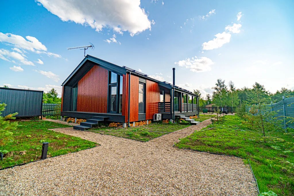 Коттедж Уютный дом с панорамными окнами для лучшего отдыха — Глазово