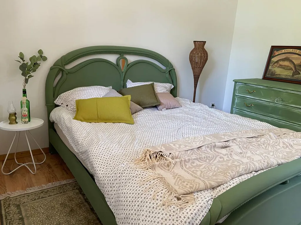 Дом на берегу сказочного озера