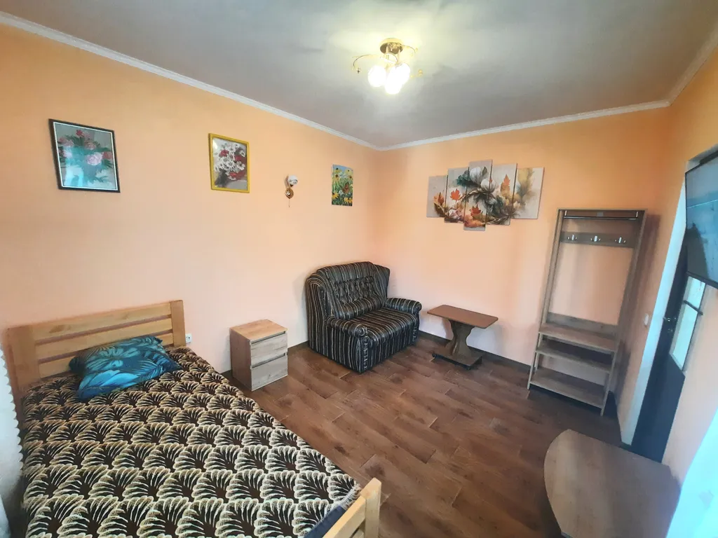 Семейный двухкомнатный номер-полулюкс