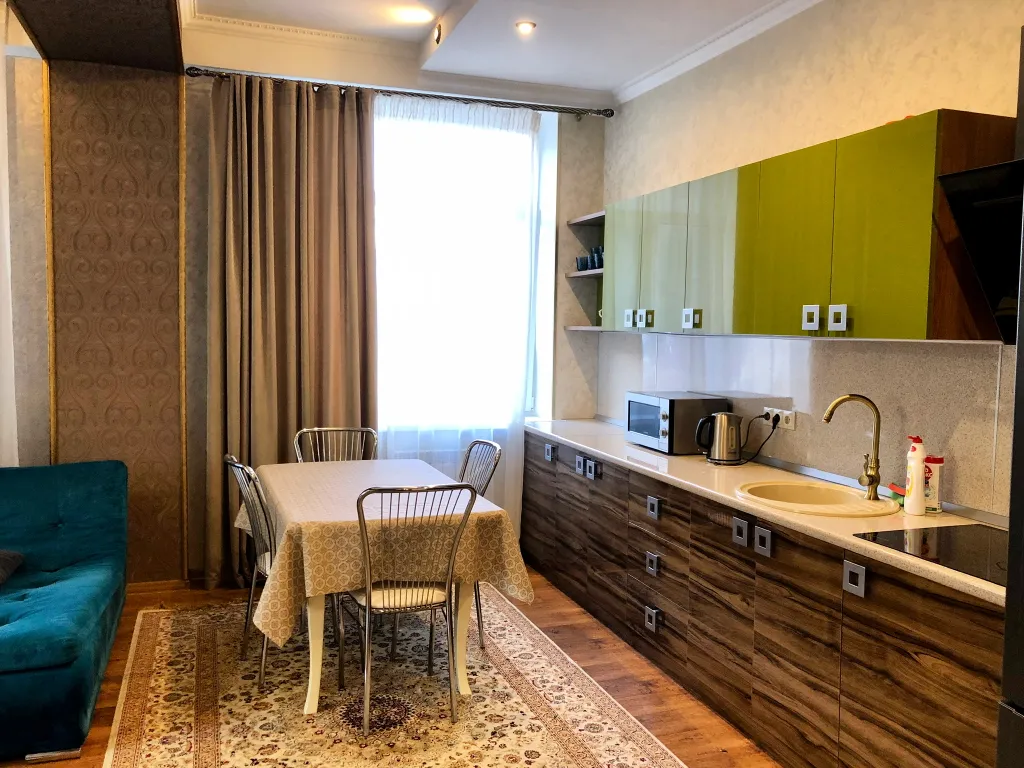 Апартамент вершина в центре