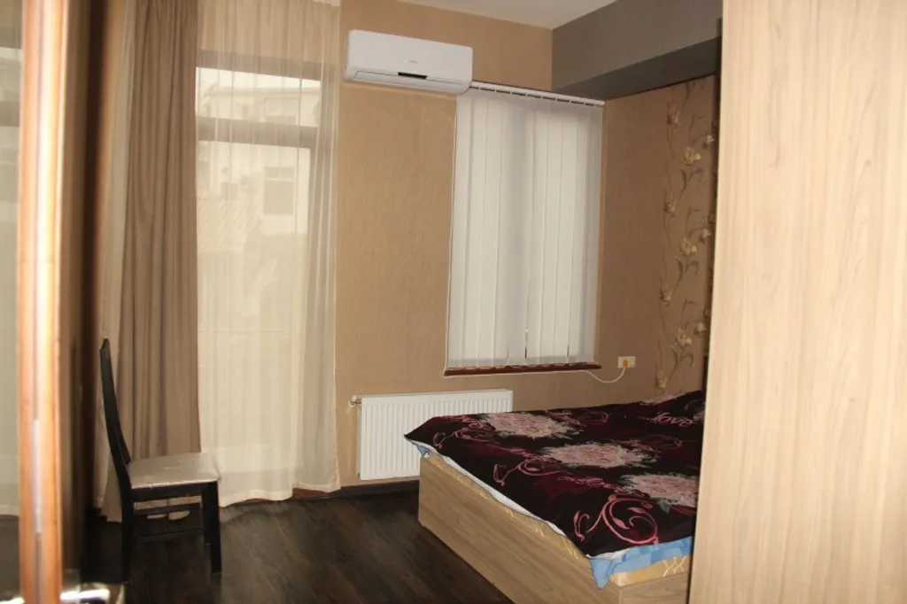 Большая квартира в старом городе