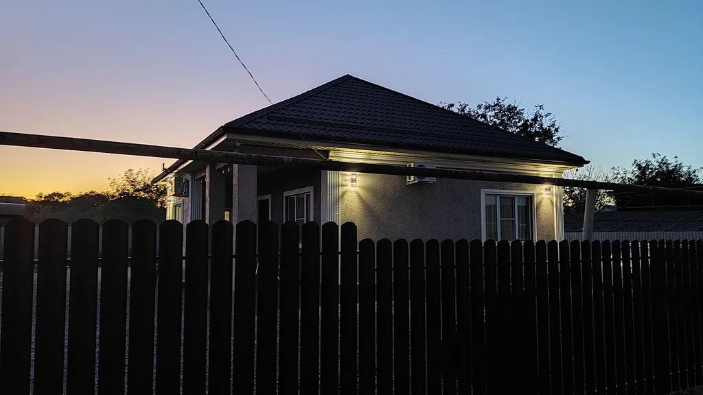 Коттедж Загородный дом с бассейном Family home — Лабинск