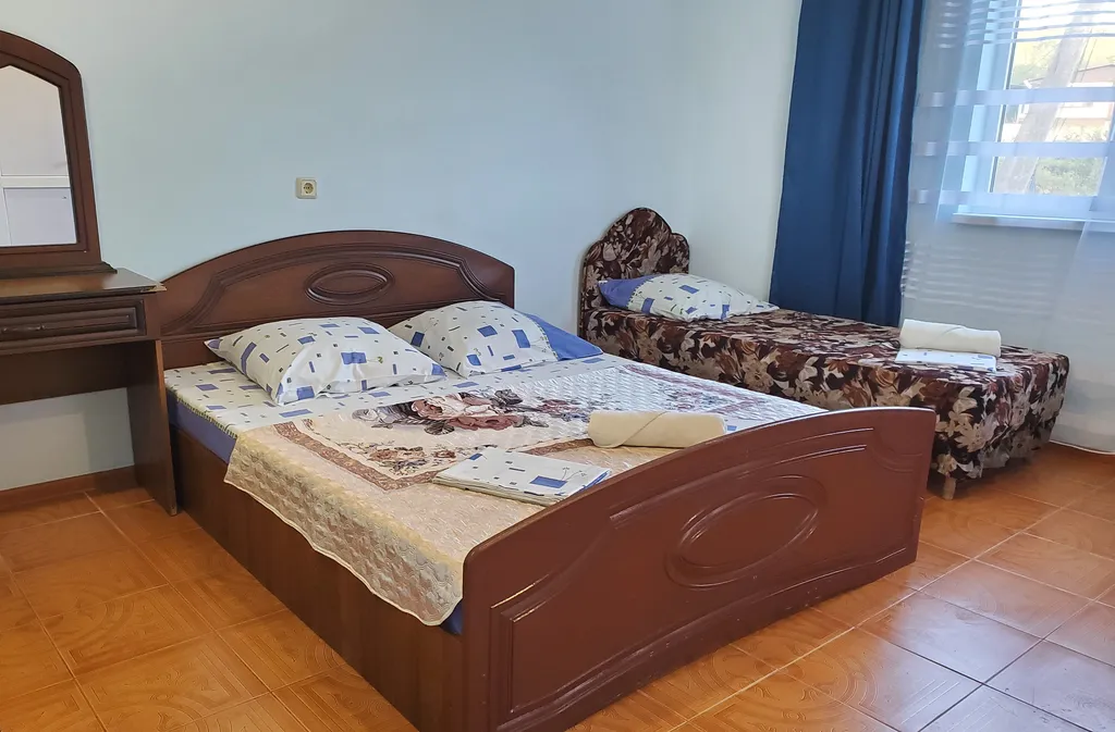 Квартира Комната — аренда посуточно в Лоо