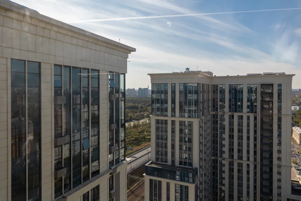 Большой двухуровневый дизайнерский лофт с панорамными видами на Москву