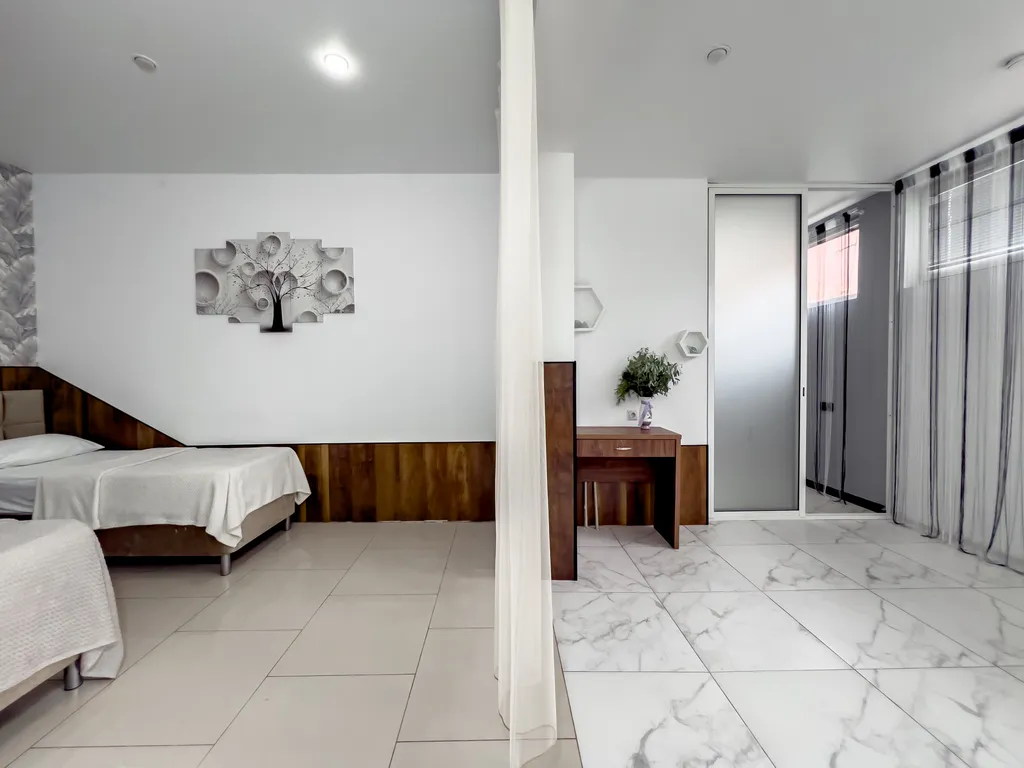 Просторная апартамент у моря и парка в Сириусе