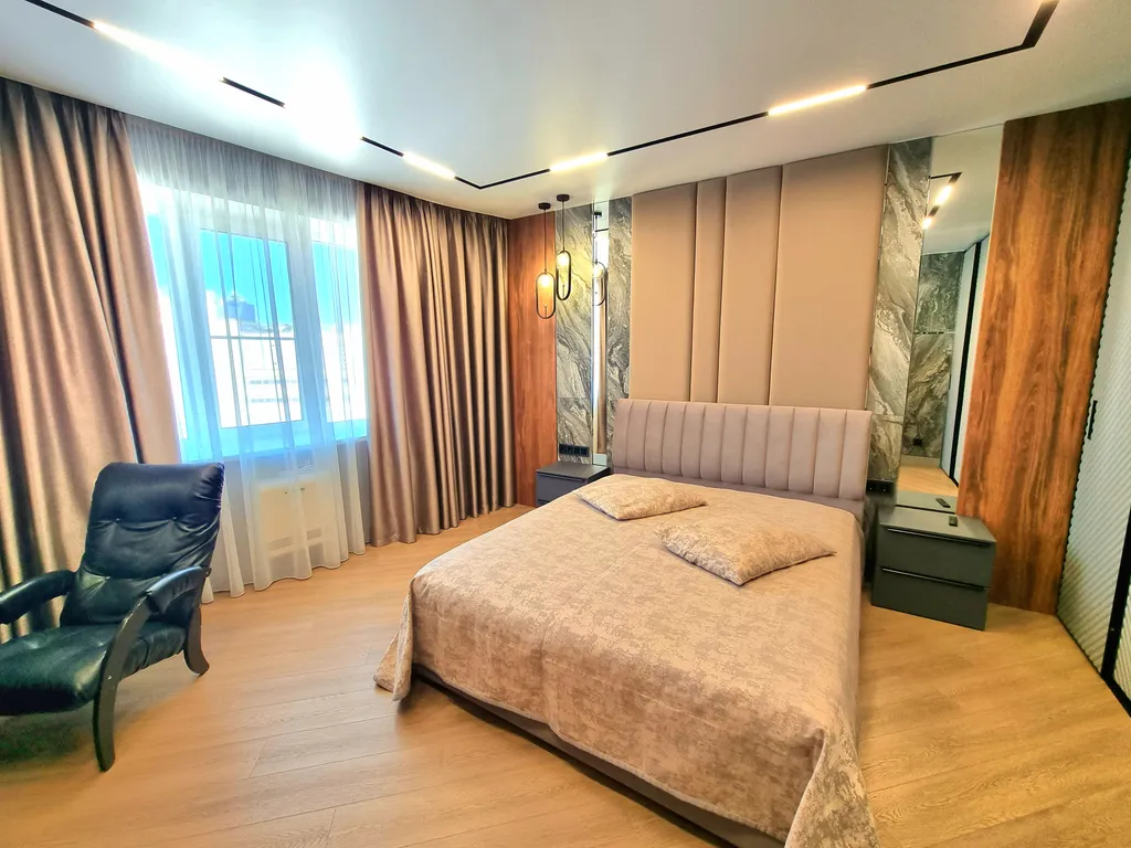 Элитная трехкомнатная квартира премиум класса в центре Хабаровска