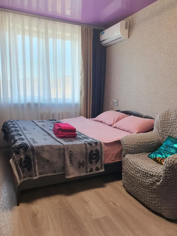 Квартира Студия в доме эконом класса на Сельской — аренда посуточно в Владивосток