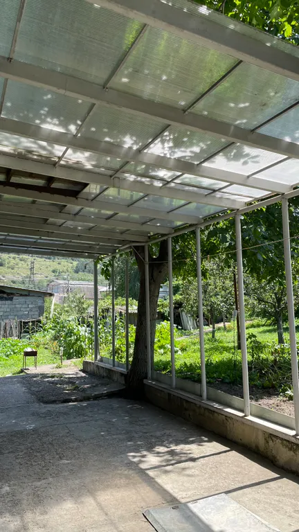 Коттедж Уютный дом по краю лесного массива с видом на горы — Кисловодск