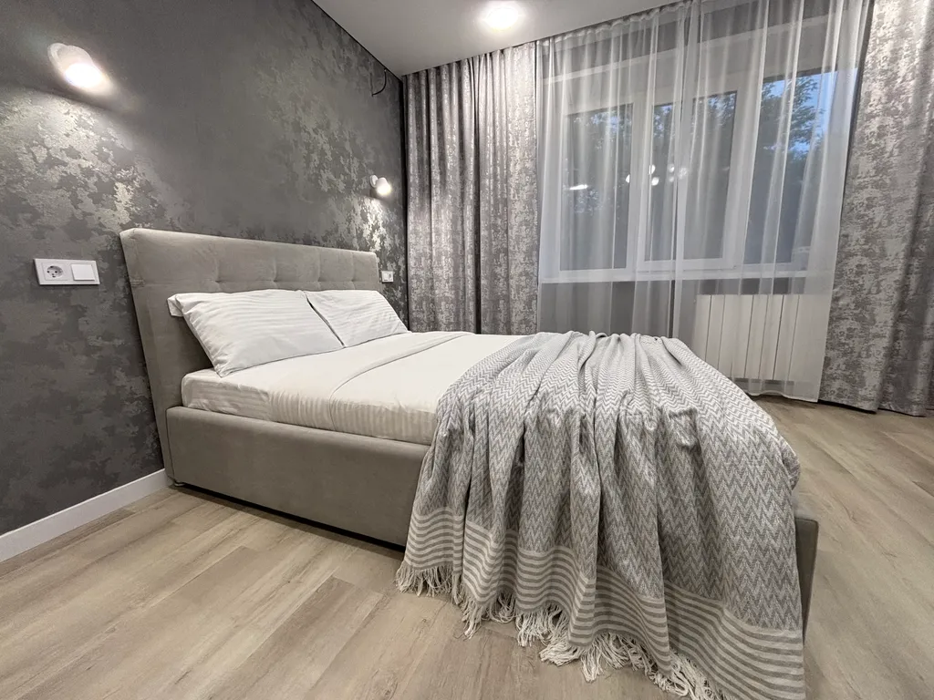 Комфортная квартира рядом с парком — аренда посуточно в Абакан