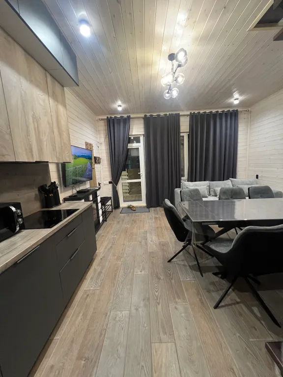 Комфортный коттедж в лесу