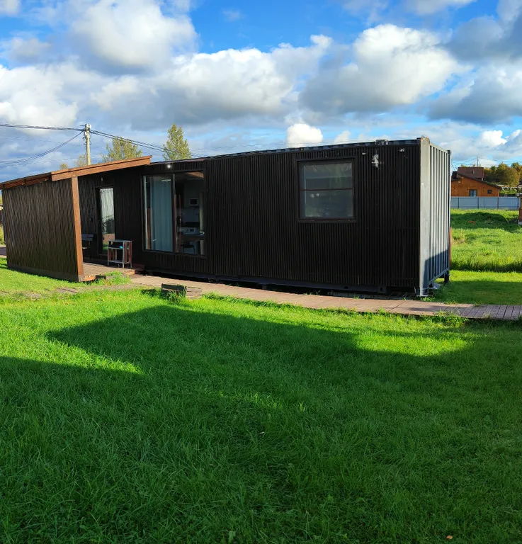 Современный домик с баней