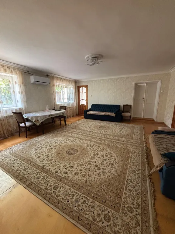 Уютный дом в центре города