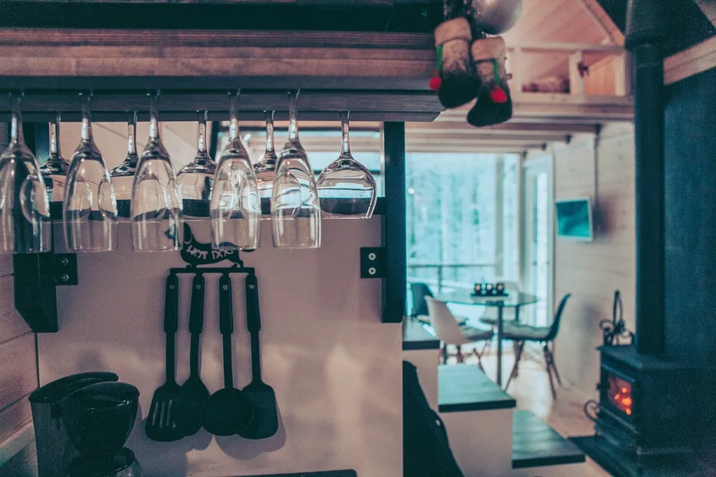 Дом у реки Волма в лесу