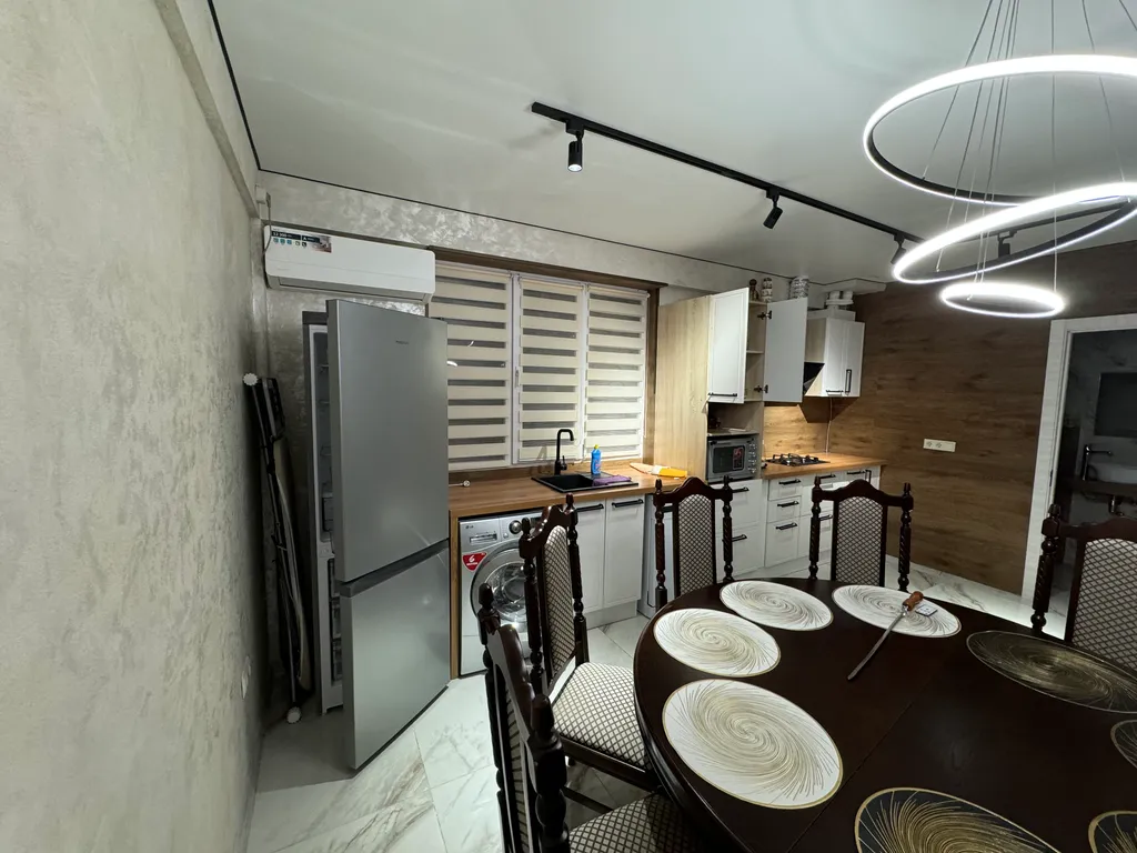 Уютный таунхаус с бассейном