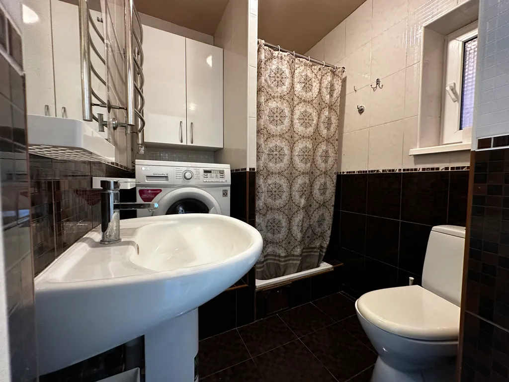 Коттедж Дом под ключ в самом центре города — Геленджик