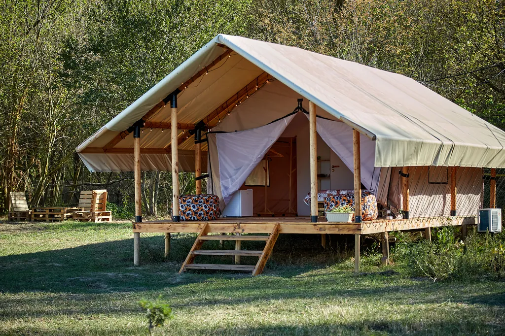 Коттедж 1-комнатный Дом — аренда посуточно в Полтавская