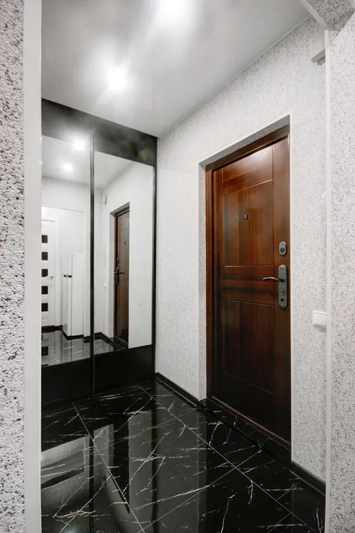 Квартира Квартира у парка, с удобным выездом на Санкт-Петербург и Москву — Великий Новгород