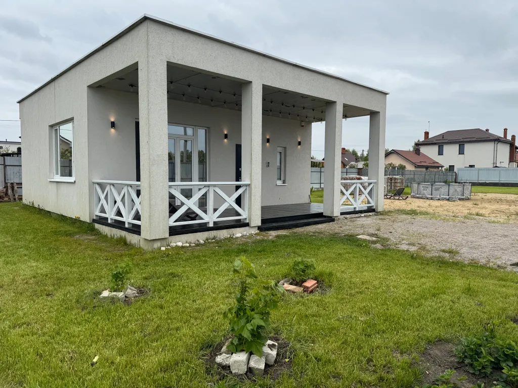 Домик у моря