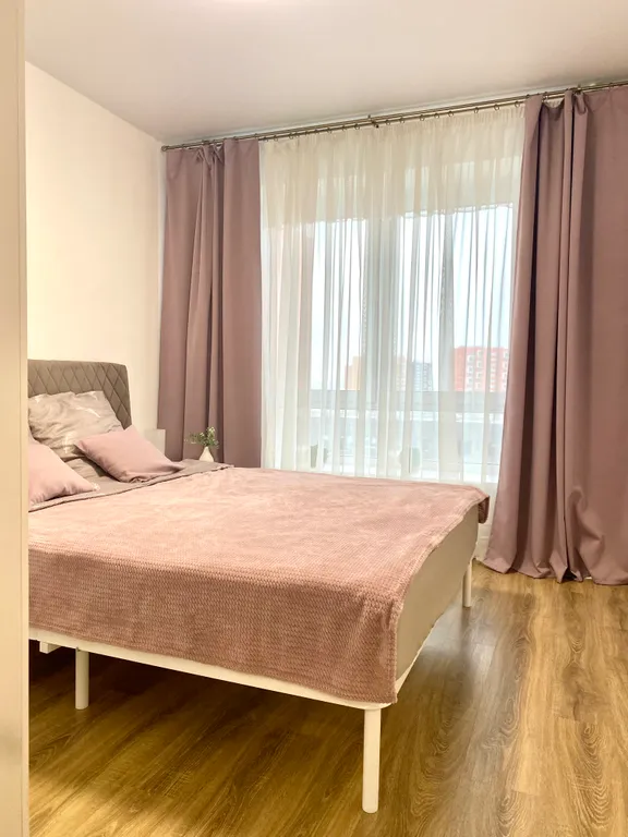 Уютная евродвушка комфорт-саларис возле метро