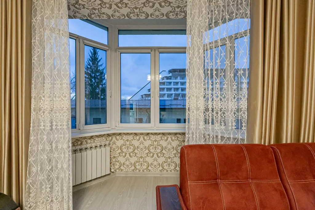 100 метров от Парка