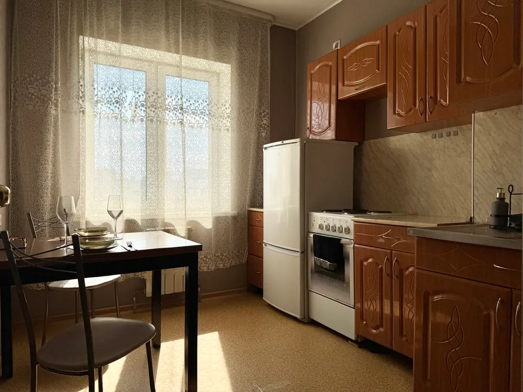 Квартира рядом с СШ Атлант в районе окружной больницы