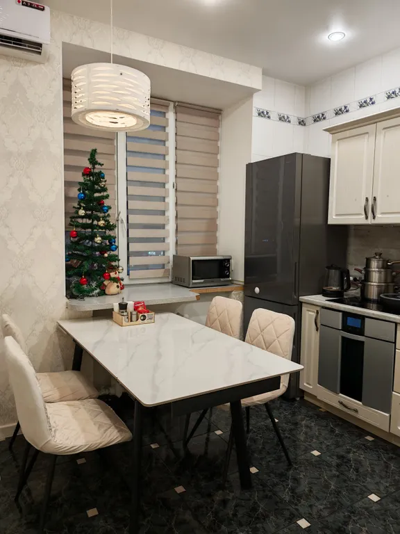 Трехкомнатная квартира посуточно в Тюмени — аренда посуточно в Тюмень