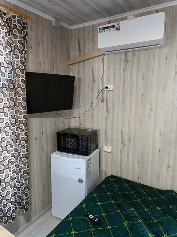 Уютный домик на берегу Камского моря