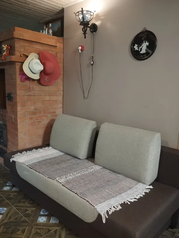 Хутор Избушка на опушке леса, возле реки