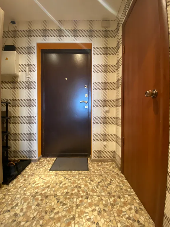 Квартира прямо у метро