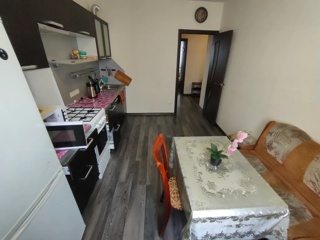 Квартира рядом с рекой Волхов, Форумом, Областной больницей, парком Луговой