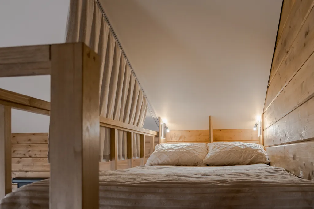 Атмосферный дом на горе в Шерегеше