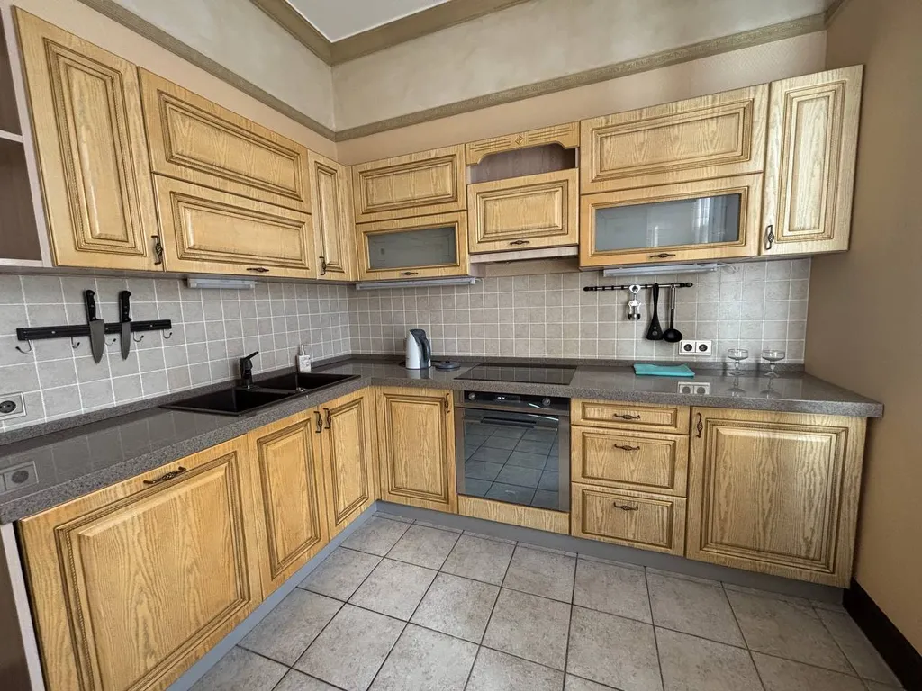 Двухэтажный коттедж с видом на парк в центре Минска