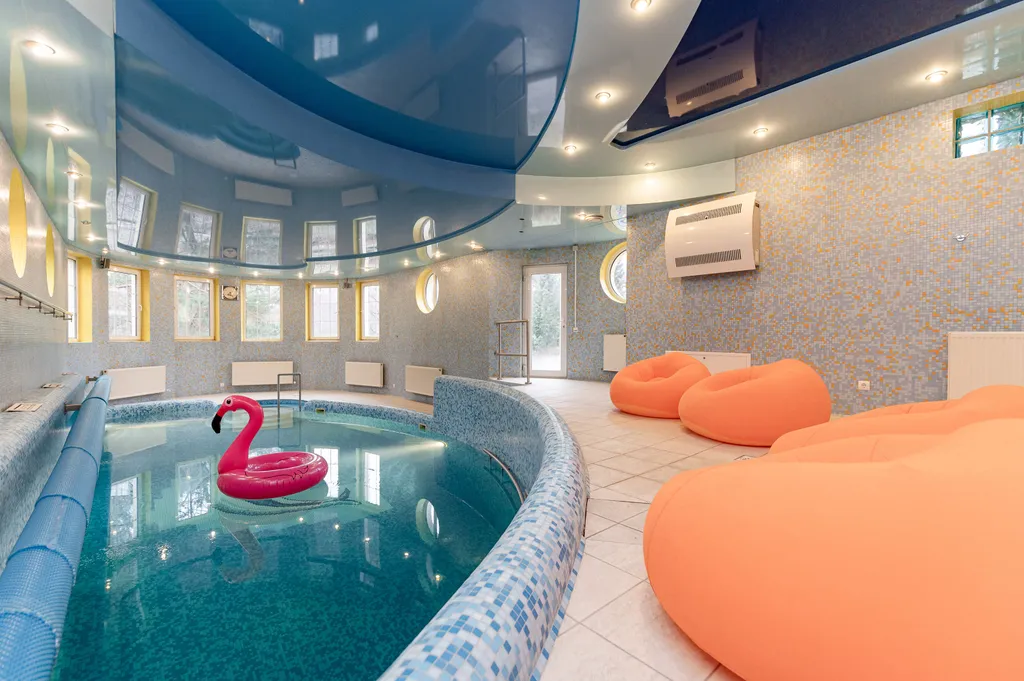 Коттедж Отличный дом с бассейном и сауной — аренда посуточно в Домодедово