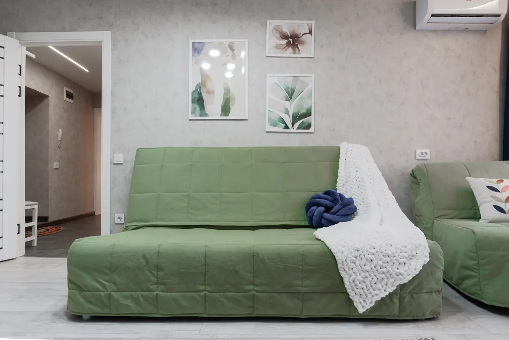 Просторная 2-комнатная квартира с дизайнерским ремонтом