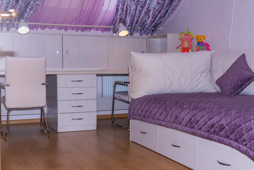 Двухуровневая трёхкомнатная квартира возле моря