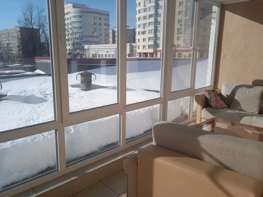 Апартаменты 40 м  с уютным балконом.