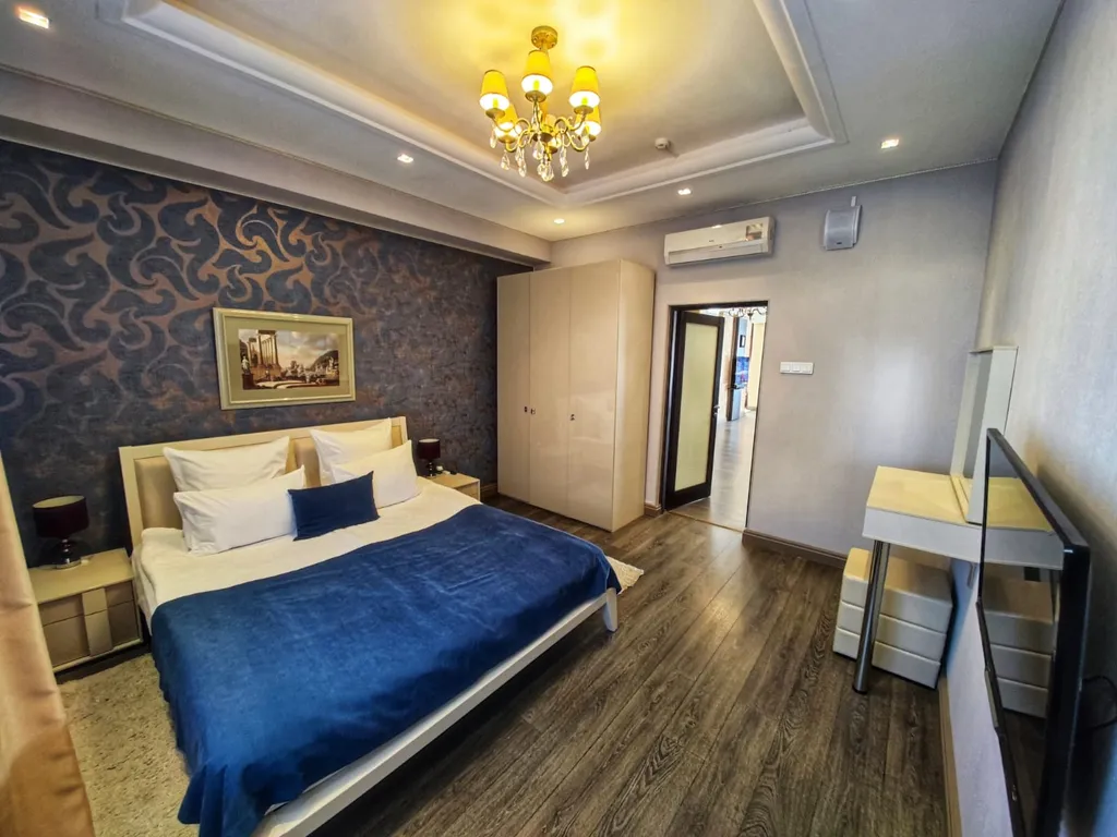 Апартаменты ВИП с 2 спальнями на новой Набережной