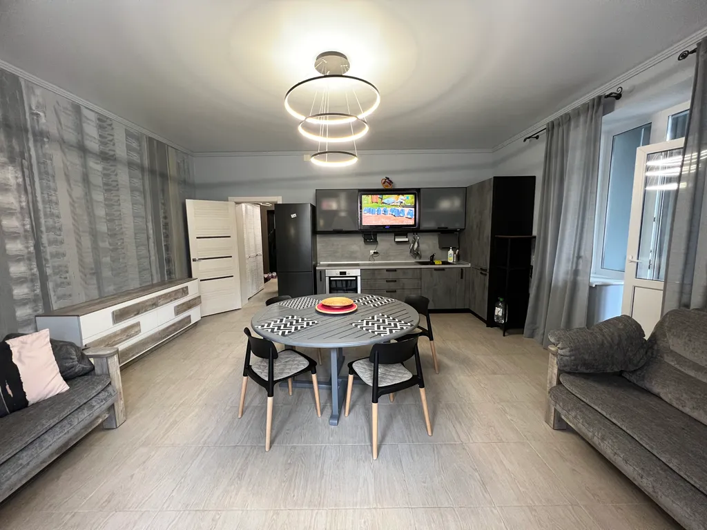 Квартира на берегу озера Еловое