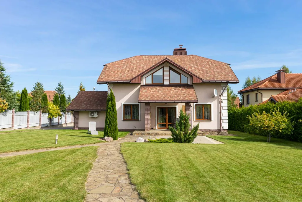 Уютный коттедж