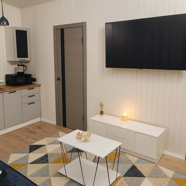 Коттедж Уютный трёхкомнатный домик в лесу с баней — Алексино