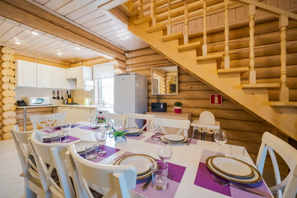 Уютные апартаменты 80 м² c 3-мя спальнями и камином в деревянном доме