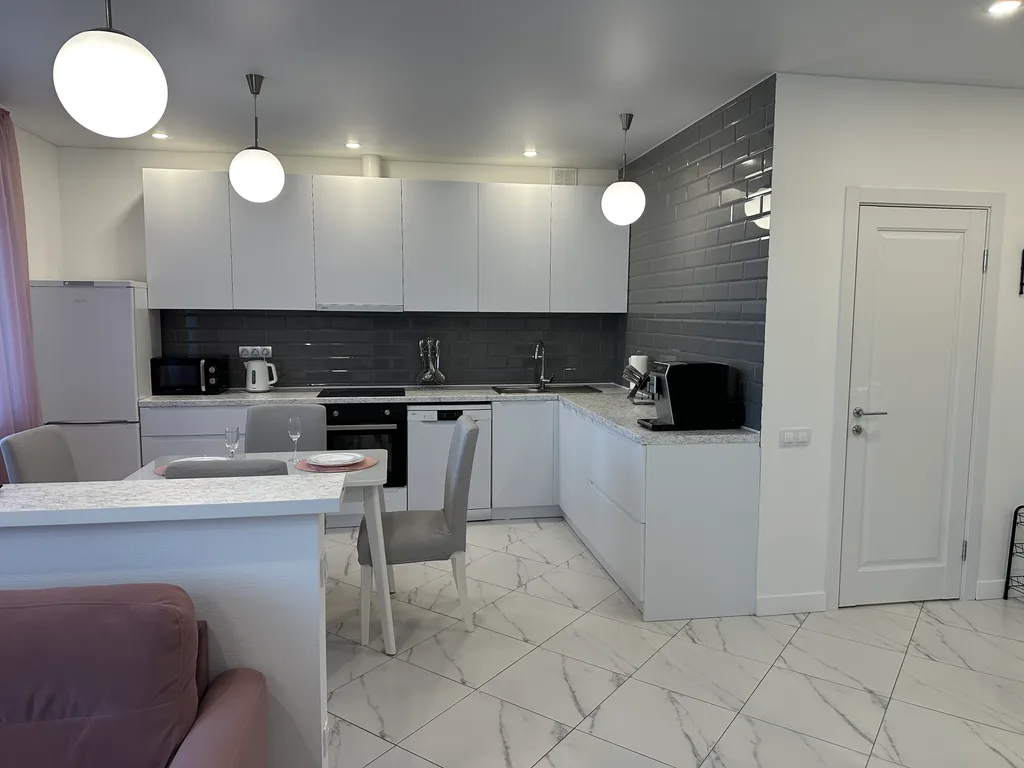 Совершенно новая уютная студия