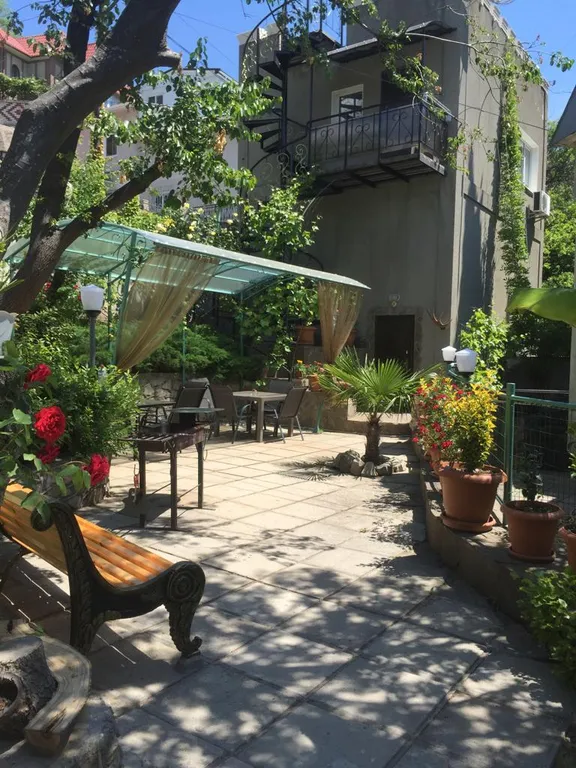 Коттедж Частный дом с территорией — аренда посуточно в Кореиз