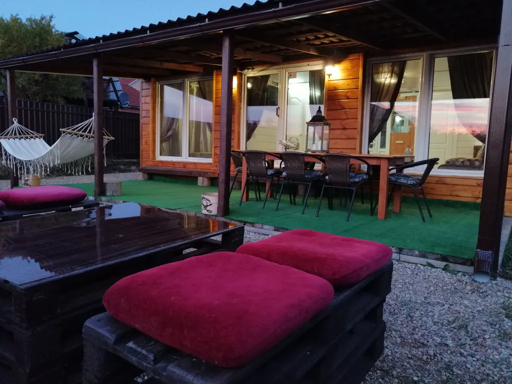 Шале с панорамным видом на Минское море